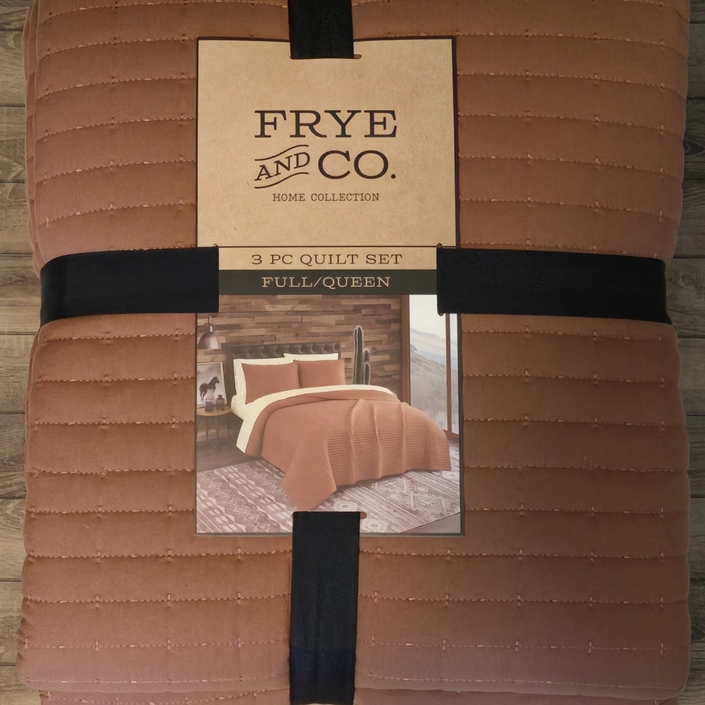 Frye and Co. Tan Quilt Set - Full/Queen
